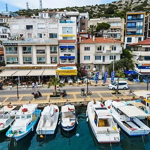 Larimar Çeşme