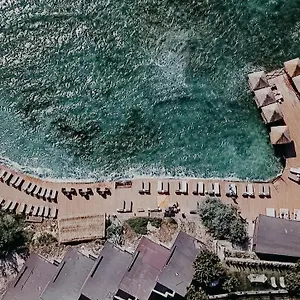 Maja Luxury **** Çeşme